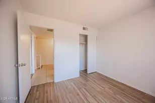 5040 N 40th Ave, Phoenix, AZ 85019 - Photo 16