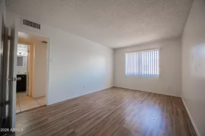 5040 N 40th Avenue, Phoenix, AZ 85019 - Photo 12
