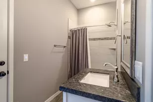 40130 N 7th St, Phoenix, AZ 85086 - Photo 30