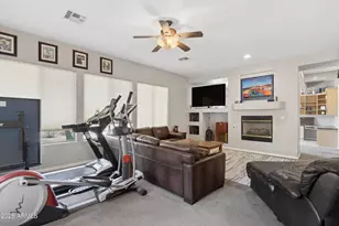 5561 S Wayne Dr, Chandler, AZ 85249 - Photo 14
