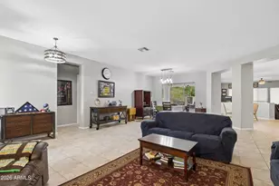 5561 S Wayne Dr, Chandler, AZ 85249 - Photo 4