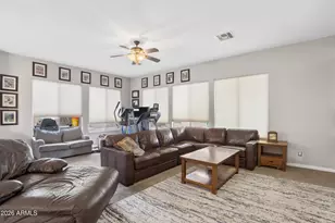 5561 S Wayne Dr, Chandler, AZ 85249 - Photo 12