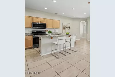 1820 S 84th Drive, Tolleson, AZ 85353 - Photo 8