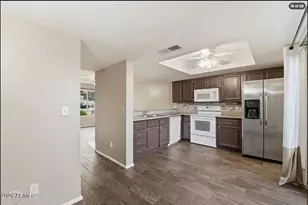 19601 N 7th St, Phoenix, AZ 85024 - Photo 14