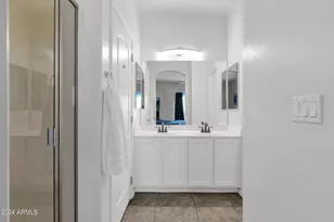 3432 E Lance Ln, Phoenix, AZ 85018 - Photo 16