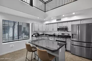 3432 E Lance Ln, Phoenix, AZ 85018 - Photo 4