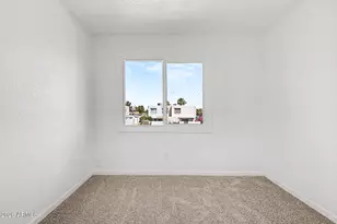 5206 N 42nd Ln, Phoenix, AZ 85019 - Photo 20