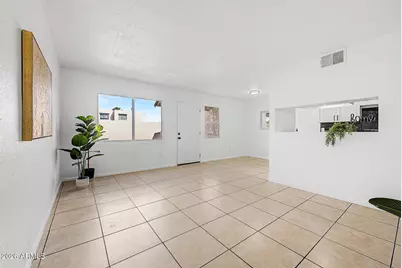 5206 N 42nd Lane, Phoenix, AZ 85019 - Photo 8
