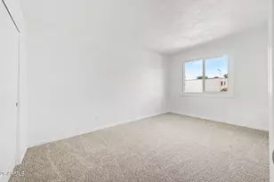 5206 N 42nd Ln, Phoenix, AZ 85019 - Photo 14
