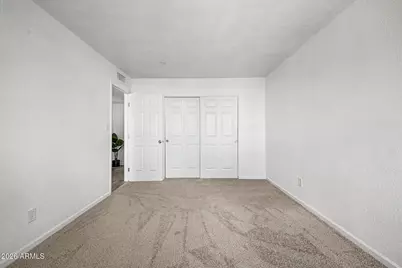 5206 N 42nd Lane, Phoenix, AZ 85019 - Photo 16
