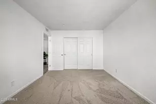 5206 N 42nd Ln, Phoenix, AZ 85019 - Photo 16
