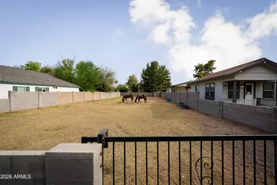 2217 W Hayward Avenue #-, Phoenix, AZ 85021 - Photo 10