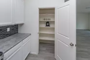 7251 N 125th Dr, Glendale, AZ 85307 - Photo 10