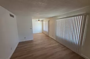 3850 W Caribbean Ln, Phoenix, AZ 85053 - Photo 8