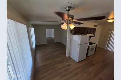 3850 W Caribbean Lane, Phoenix, AZ 85053 - Photo 6