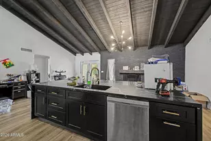 3933 W Sharon Ave, Phoenix, AZ 85029 - Photo 10