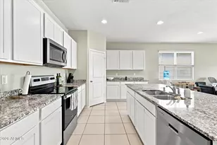 4511 S 104th Dr, Tolleson, AZ 85353 - Photo 4