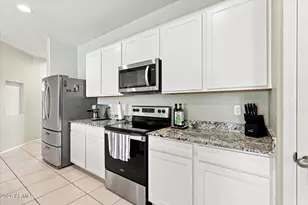 4511 S 104th Dr, Tolleson, AZ 85353 - Photo 8