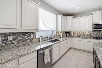 22510 E Munoz Street, Queen Creek, AZ 85142 - Photo 16
