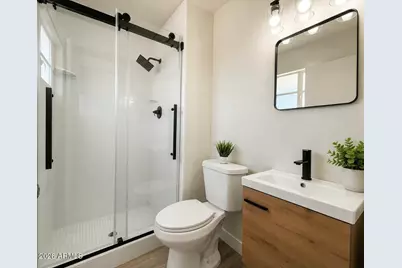 3739 W Flynn Lane, Phoenix, AZ 85019 - Photo 14