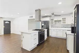 1201 E Griswold Rd, Phoenix, AZ 85020 - Photo 8