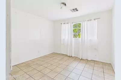5734 N 36th Drive, Phoenix, AZ 85019 - Photo 16