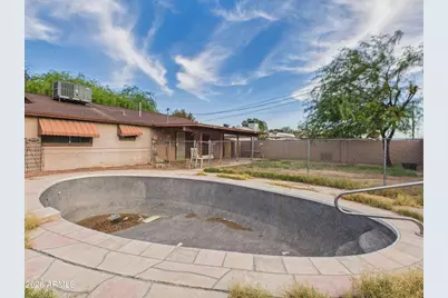 5734 N 36th Drive, Phoenix, AZ 85019 - Photo 24