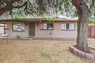 5734 N 36th Dr, Phoenix, AZ 85019 - Photo 1