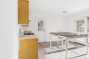 5734 N 36th Dr, Phoenix, AZ 85019 - Photo 6