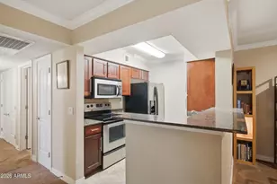 2025 E Campbell Ave, Phoenix, AZ 85016 - Photo 2