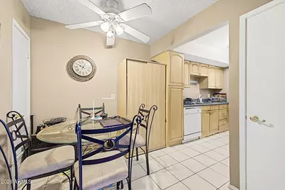 749 E Montebello Avenue #125, Phoenix, AZ 85014 - Photo 4