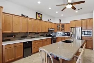 21212 N Verde Ridge Dr, Sun City West, AZ 85375 - Photo 16