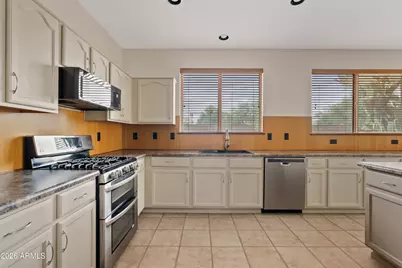 1480 W Hawk Way, Chandler, AZ 85286 - Photo 6