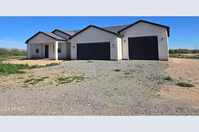 31094 N 213th Lane, Wittmann, AZ 85361 - Photo 2