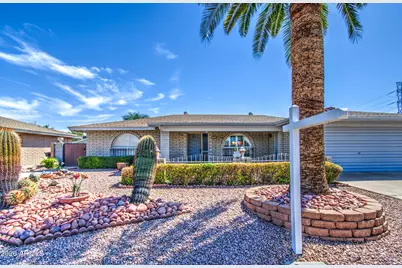 4025 E Crescent Avenue, Mesa, AZ 85206 - Photo 2