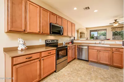 20148 N Big Dipper Drive, Maricopa, AZ 85138 - Photo 6