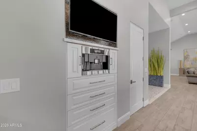 9016 N 60th Street, Paradise Valley, AZ 85253 - Photo 16