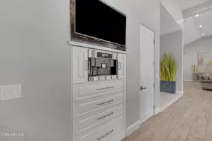 9016 N 60th St, Paradise Valley, AZ 85253 - Photo 16