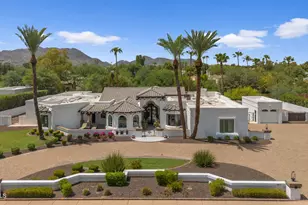 9016 N 60th St, Paradise Valley, AZ 85253 - Photo 2