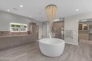 9016 N 60th St, Paradise Valley, AZ 85253 - Photo 32