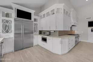 9016 N 60th St, Paradise Valley, AZ 85253 - Photo 18