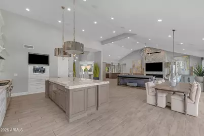 9016 N 60th Street, Paradise Valley, AZ 85253 - Photo 14