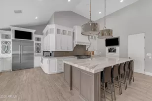 9016 N 60th St, Paradise Valley, AZ 85253 - Photo 14