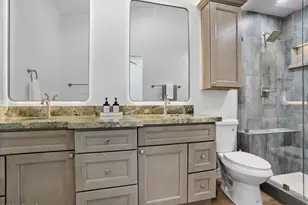 1443 E Wickieup Ln, Phoenix, AZ 85024 - Photo 22