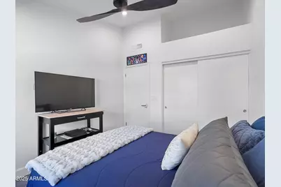 1443 E Wickieup Lane, Phoenix, AZ 85024 - Photo 28