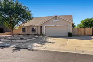 1443 E Wickieup Ln, Phoenix, AZ 85024 - Photo 2