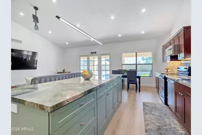 1443 E Wickieup Lane, Phoenix, AZ 85024 - Photo 10
