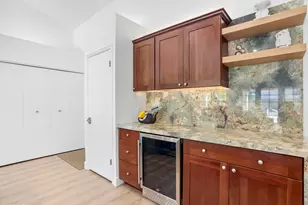 1443 E Wickieup Ln, Phoenix, AZ 85024 - Photo 8