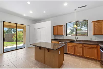 5321 W Angela Drive, Glendale, AZ 85308 - Photo 2