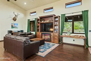 837 W Bralliar Rd, Wickenburg, AZ 85390 - Photo 12